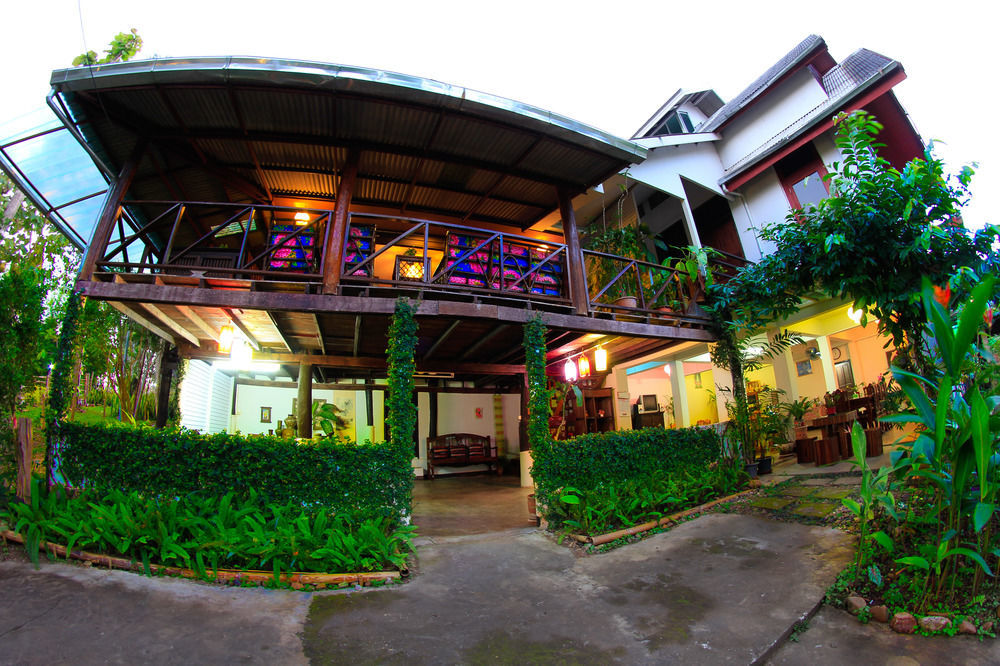 Hotel Baan Saleepai Exteriér fotografie